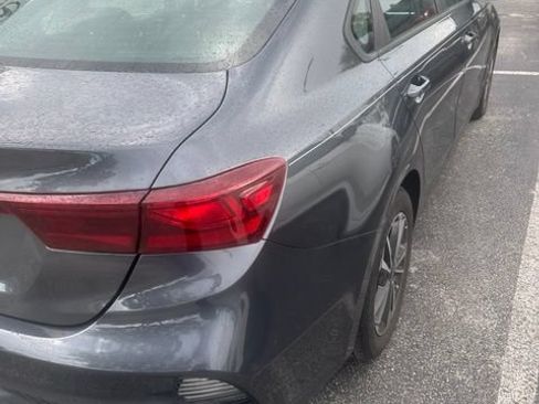 Used 2024 Kia Forte LXS FWD image 3