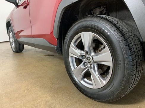 Used 2023 Toyota RAV4 XLE w/ Convenience Package FWD image 15