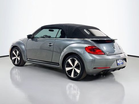 Used 2013 Volkswagen Beetle 2.0T image 5