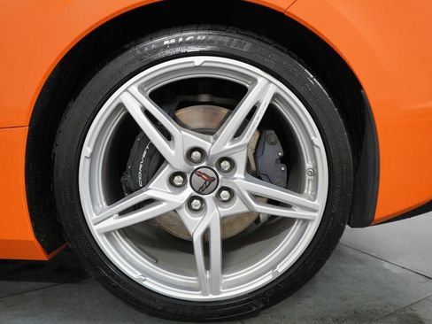 Used 2024 Chevrolet Corvette Stingray Preferred Conv w/ 2LT RWD image 28