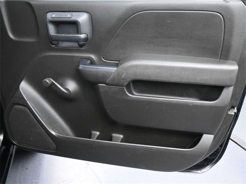 Used 2018 Chevrolet Silverado 1500 W/T w/ Black Out Edition image 34