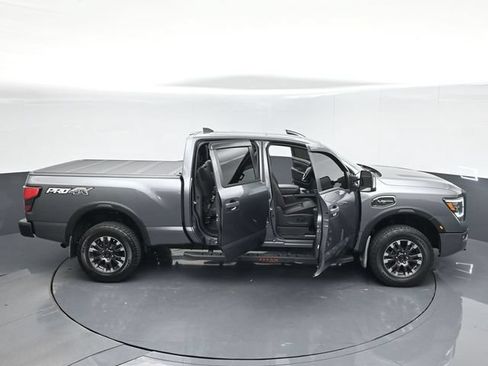 Used 2022 Nissan Titan PRO-4X w/ Pro-4x Convenience Package AWD/4WD image 65