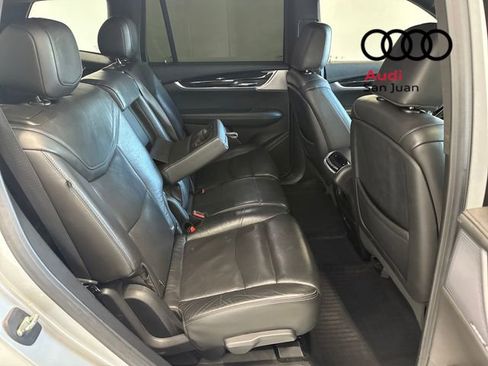 Used 2020 Cadillac XT6 Premium Luxury image 26