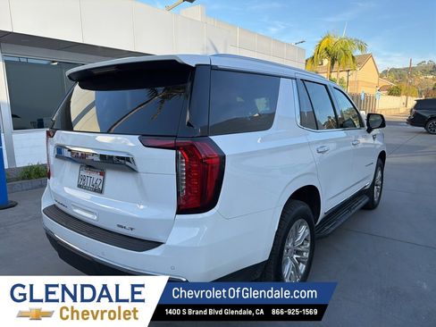 Used 2022 GMC Yukon SLT w/ SLT Premium Package image 7
