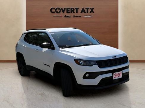 New 2026 Jeep Compass Latitude image 7
