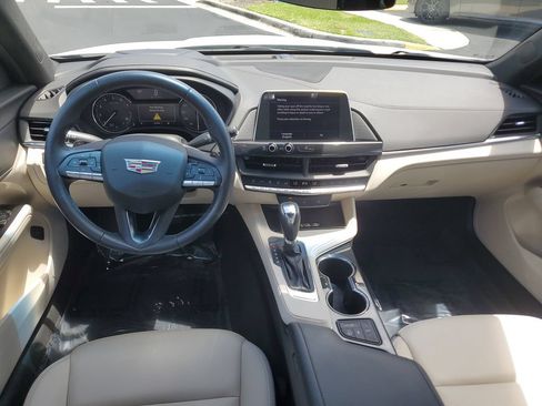 Certified 2023 Cadillac CT4 Luxury RWD image 17