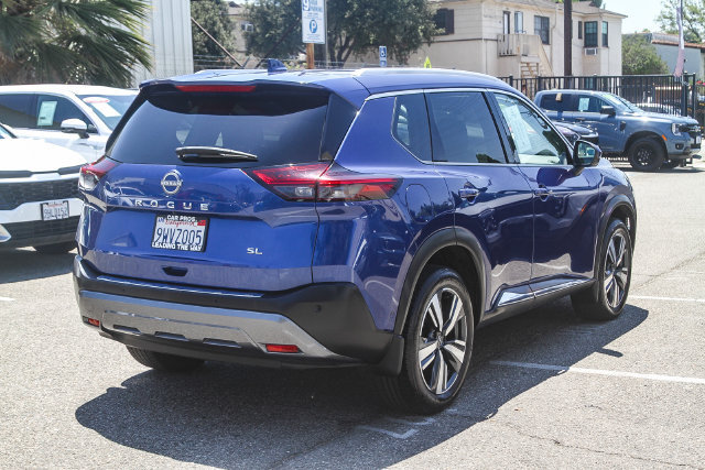 Used 2023 Nissan Rogue SL w/ SL Premium Package FWD image 9