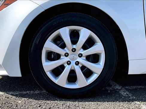 Used 2024 Toyota Corolla LE image 9