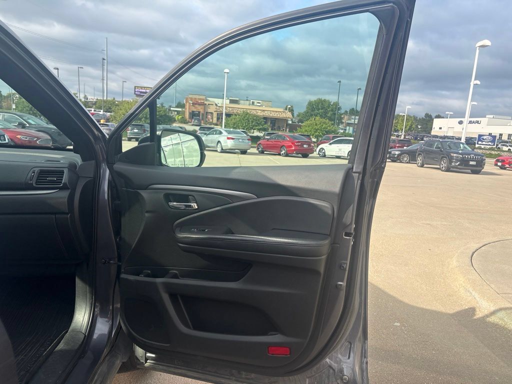Used 2019 Honda Passport EX-L image 26