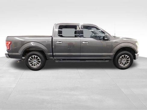Used 2015 Ford F150 XLT w/ Equipment Group 302A Luxury image 11