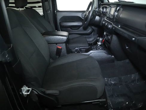 Used 2021 Jeep Wrangler Sport AWD/4WD image 31