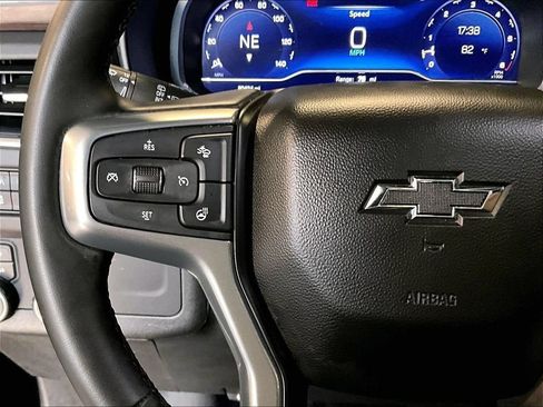 Used 2023 Chevrolet Tahoe Z71 w/ Luxury Package AWD/4WD image 24