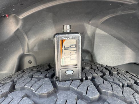 Used 2021 Ford Bronco Black Diamond AWD/4WD image 80
