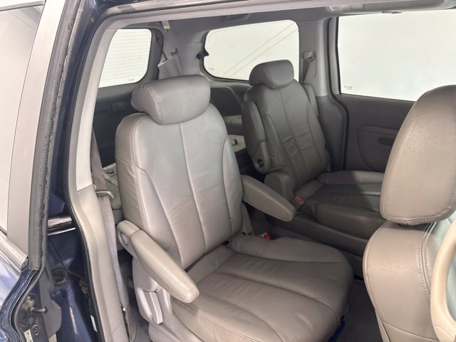 Used 2007 Kia Sedona EX w/ Luxury Pkg FWD image 26
