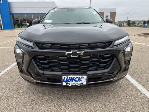 New 2026 Chevrolet Trax ACTIV w/ Driver Confidence Package FWD image 7