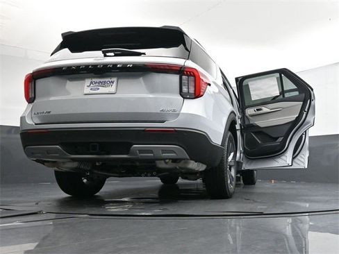 New 2026 Ford Explorer Active w/ Active Comfort Package image 36