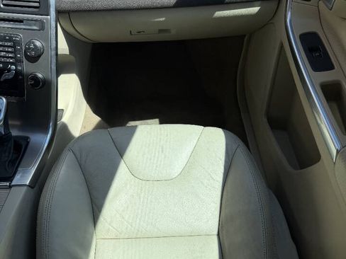 Used 2013 Volvo XC60 3.2 FWD image 8