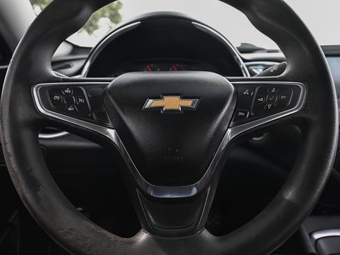 Used 2016 Chevrolet Malibu LT FWD image 17