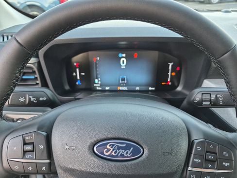 New 2025 Ford Maverick XLT w/ XLT Luxury Package image 28