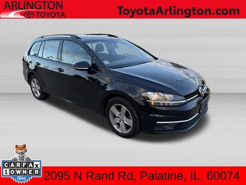 Used 2018 Volkswagen Golf SE FWD image 1