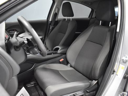 Used 2022 Honda HR-V EX image 5