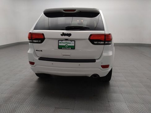 Used 2018 Jeep Grand Cherokee Altitude image 7