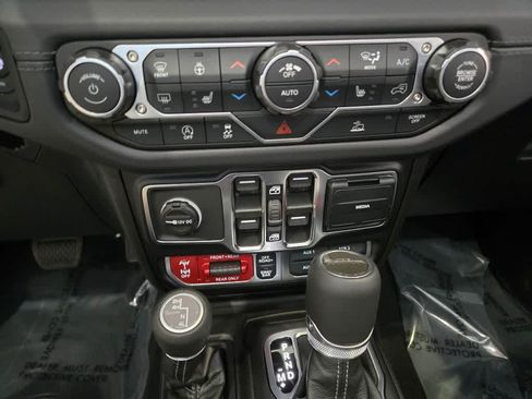 New 2026 Jeep Gladiator Rubicon AWD/4WD image 15