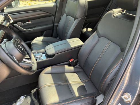 Used 2025 MAZDA CX-50 2.5 Hybrid w/ Premium Plus Pkg AWD/4WD image 37
