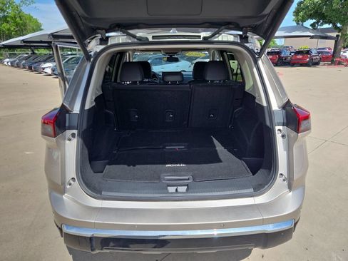 Certified 2026 Nissan Rogue Platinum w/ Platinum Premium Package AWD/4WD image 38