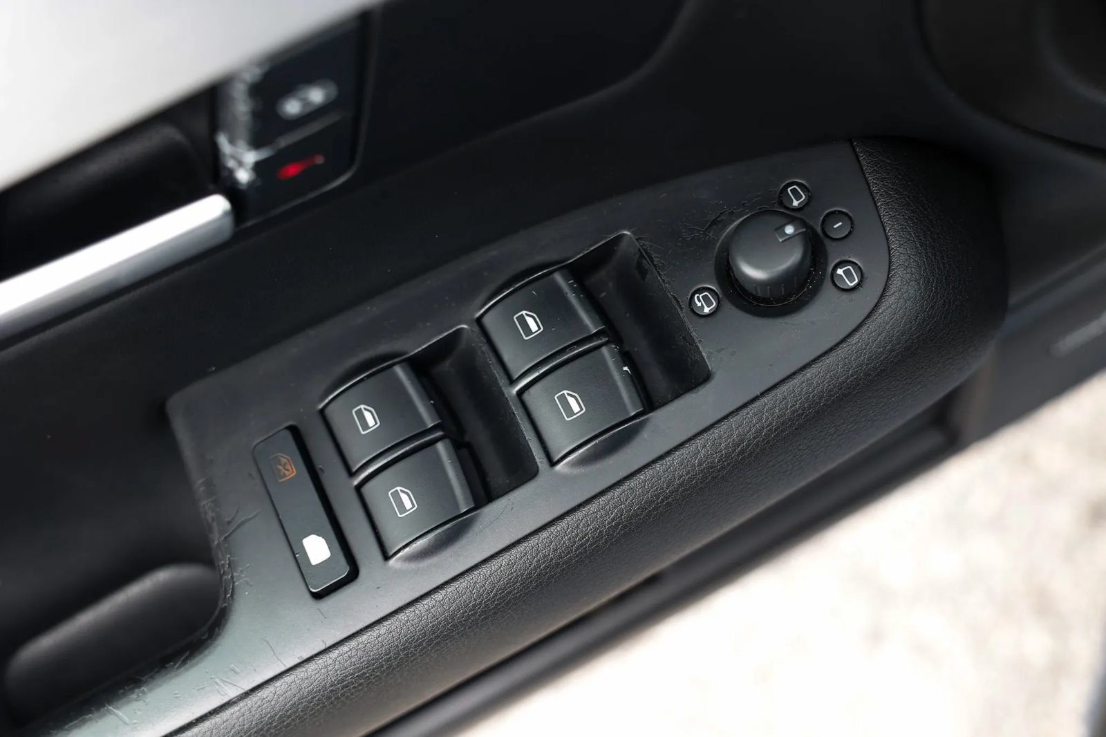 Used 2007 Audi S4 Sedan AWD/4WD image 39