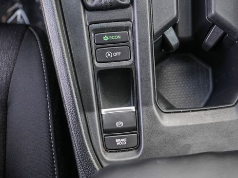 Certified 2025 Honda Accord SE image 21