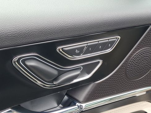 New 2026 Lincoln Corsair Premiere image 9