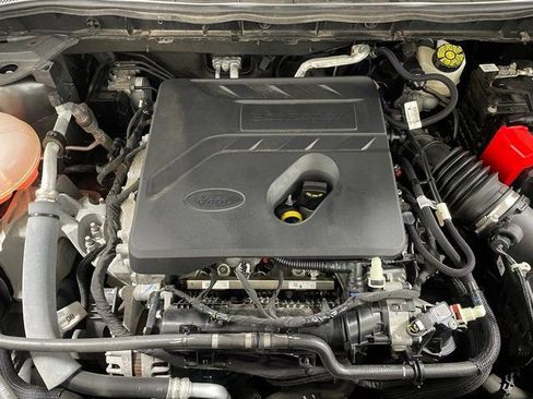 Used 2020 Ford Escape SE image 23