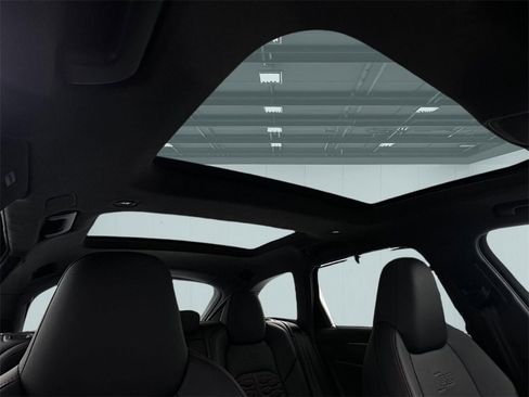 Used 2025 Audi RS 6 performance image 17