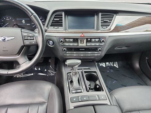 Used 2019 Genesis G80 3.8 AWD/4WD image 11
