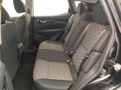 Used 2022 Nissan Rogue Sport SV FWD image 18