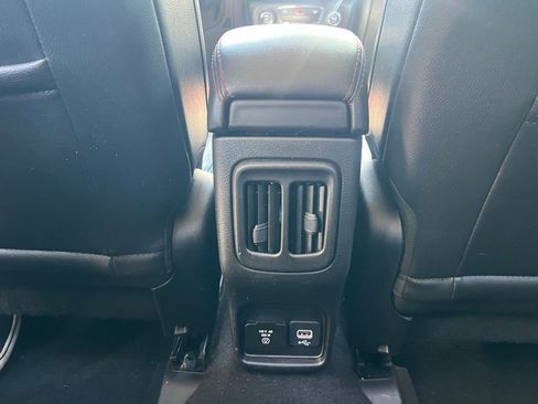 Used 2019 Jeep Compass Trailhawk AWD/4WD image 20