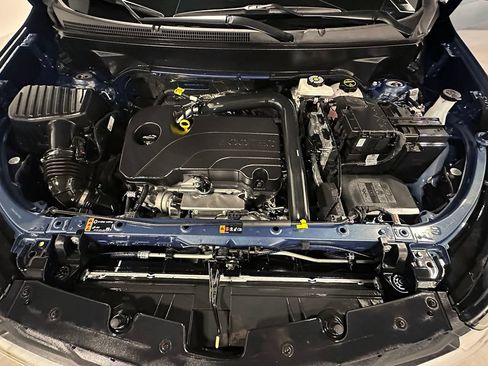 Used 2024 Chevrolet Equinox LS FWD image 36