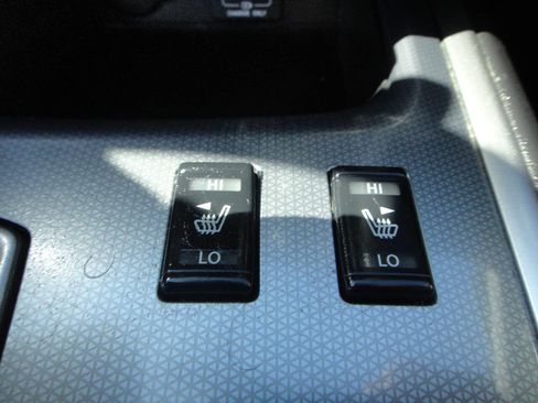 Used 2018 Nissan Pathfinder SL w/ SL Premium Package image 11