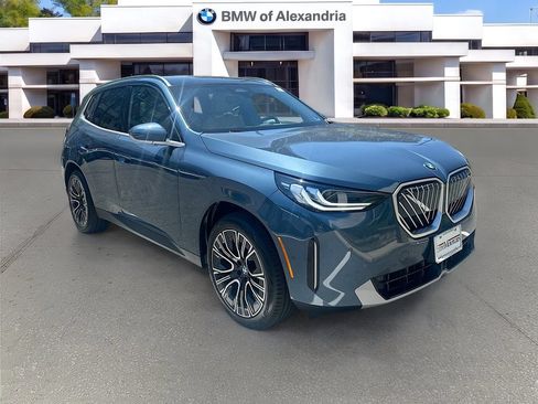 Used 2026 BMW X3 xDrive30i w/ Convenience Package AWD/4WD image 3
