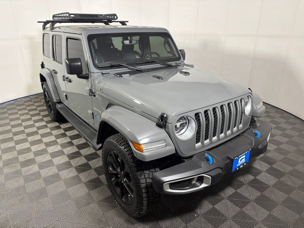 Used 2022 Jeep Wrangler Unlimited Sahara w/ Cold Weather Group AWD/4WD image 1
