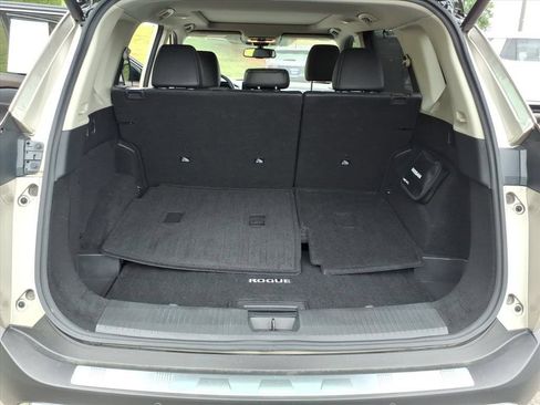 Used 2021 Nissan Rogue Platinum AWD/4WD image 18
