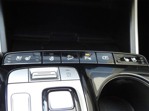 Used 2023 Hyundai Tucson Limited image 21