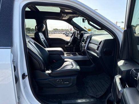 Used 2020 Ford F350 Platinum AWD/4WD image 7