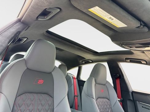 New 2025 Audi S7 Prestige image 11