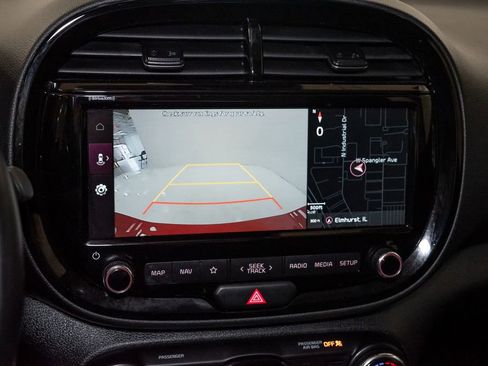Certified 2022 Kia Soul GT-Line FWD image 19