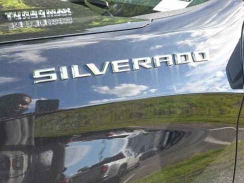 Used 2026 Chevrolet Silverado 1500 Custom AWD/4WD image 4