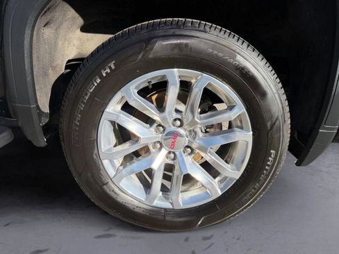 Used 2019 GMC Sierra 1500 SLT image 37