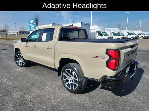 Used 2023 Chevrolet Colorado Z71 w/ Z71 Convenience Package 2 image 5