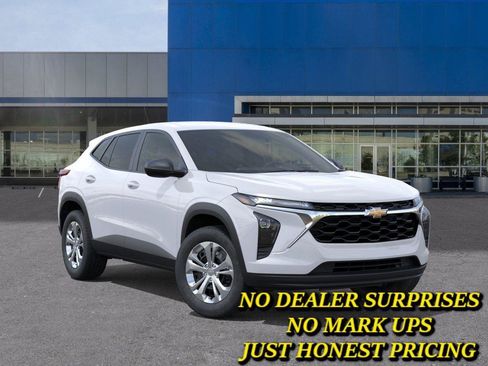 New 2026 Chevrolet Trax LS w/ Driver Confidence Package FWD image 7